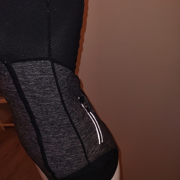 LULULEMON half zip running jacket - Picture 4 of 8